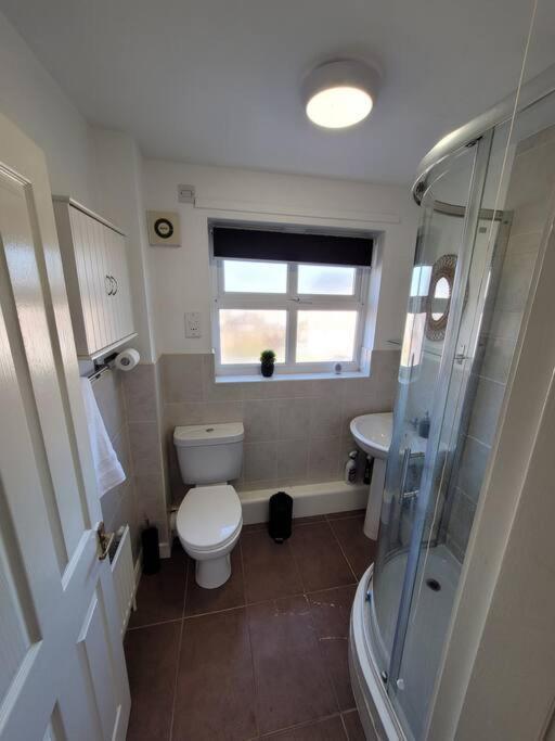 2 Bedroom End Of Terrace House Wellington  Eksteriør billede